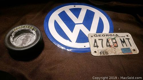 Lot #0291 (1 of 2)