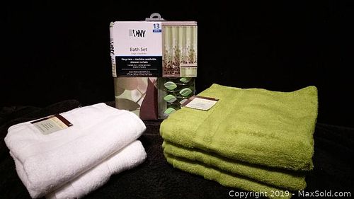 Lot #0351 (1 of 4)