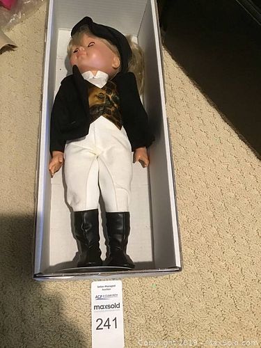 Lot #0241 (1 of 3)