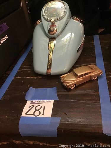 Lot #0281 (1 of 4)