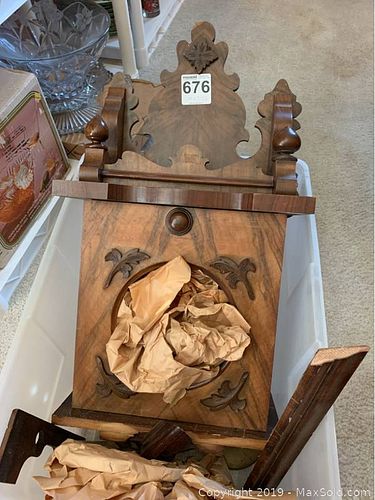 Lot #0676 (1 of 10)