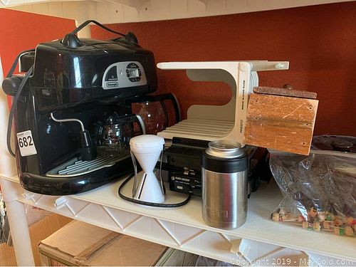 Lot #0682 (1 of 11)