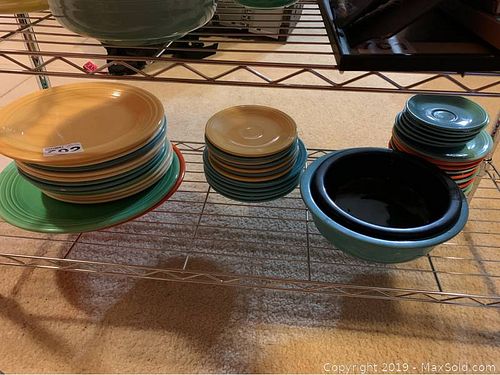 Lot #0702 (1 of 7)