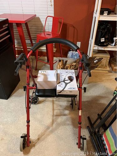 Lot #0711 (1 of 6)