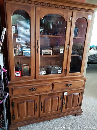 Lot #0719 (1 of 3)