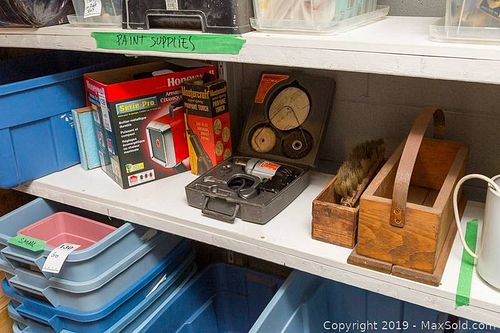 Lot #0139 (1 of 7)