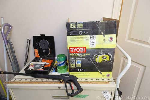Lot #0145 (1 of 7)