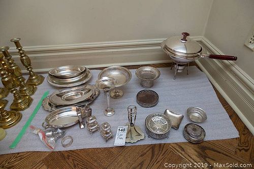 Lot #0148 (1 of 7)