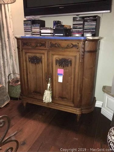 Lot #0477 (1 of 13)