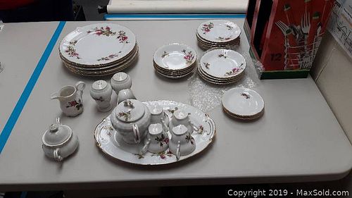 Lot #0175 (1 of 13)