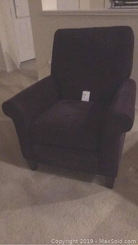 Lot #0003 (1 of 2)