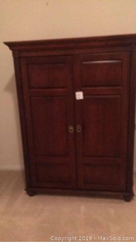 Lot #0014 (1 of 3)