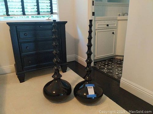 Lot #0554 (1 of 5)