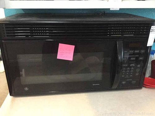 Lot #0261 (1 of 11)