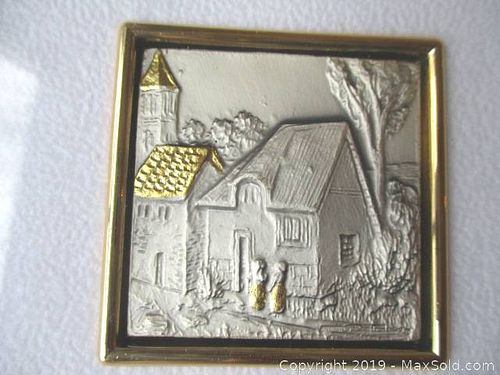 Lot #0023 (1 of 4)
