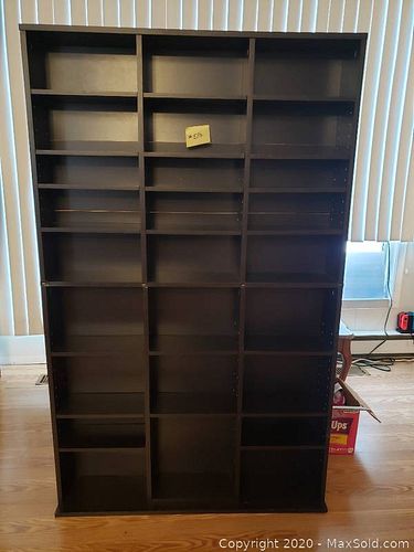 Lot #0055 (1 of 6)