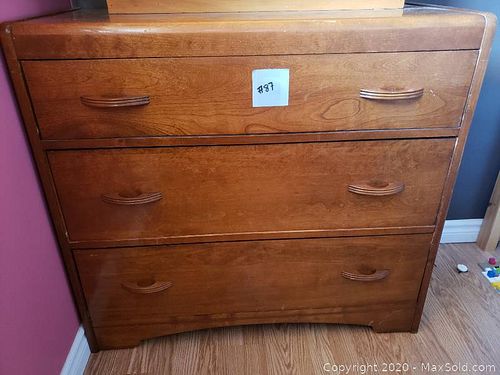 Lot #0087 (1 of 6)
