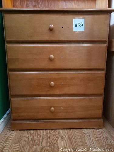 Lot #0125 (1 of 2)