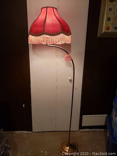 Lot #0139 (1 of 4)