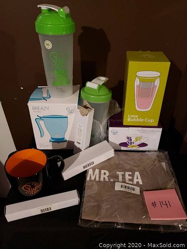 Lot #0141 (1 of 3)