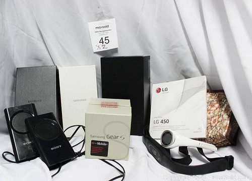 Lot #0045 (1 of 6)