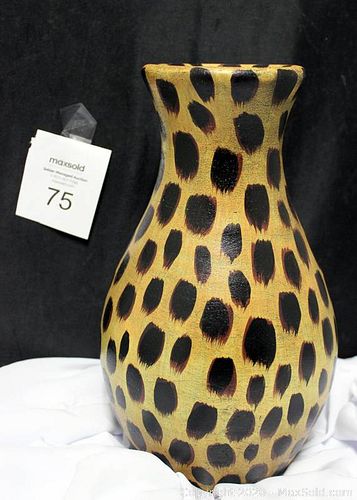 Lot #0075 (1 of 4)