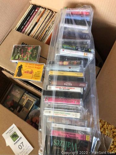 Lot #0007 (1 of 13)