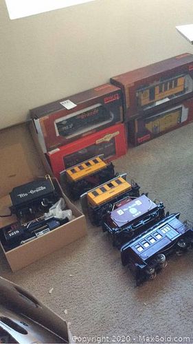 Lot #0632 (1 of 11)