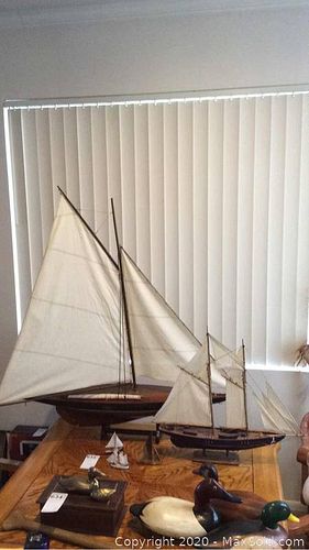 Lot #0635 (1 of 15)