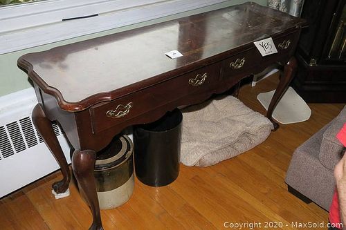 Lot #0002 (1 of 12)