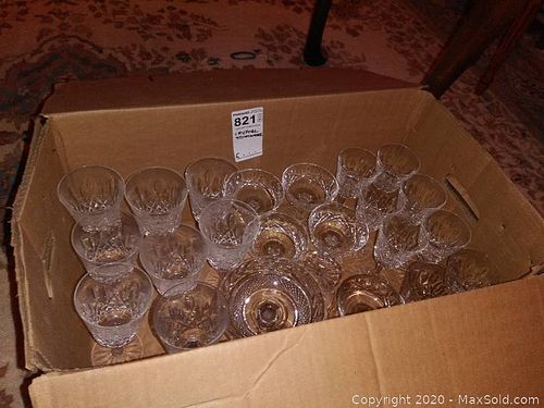 Lot #0821 (1 of 5)
