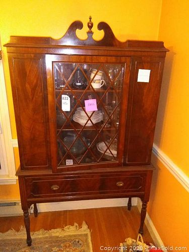 Lot #0822 (1 of 9)