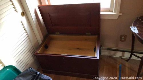 Lot #0853 (1 of 15)
