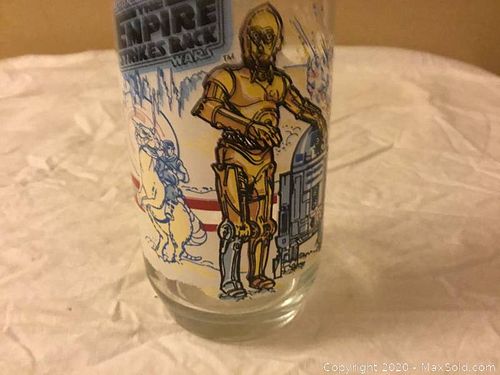 Lot #0009 (1 of 4)
