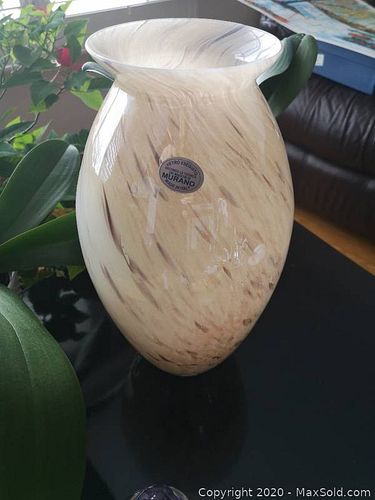 Lot #0018 (1 of 6)