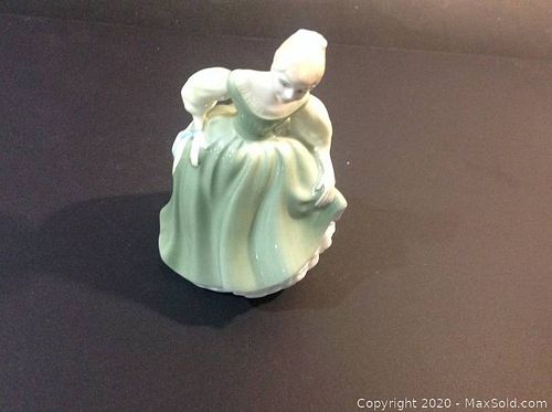 Lot #0020 (1 of 3)