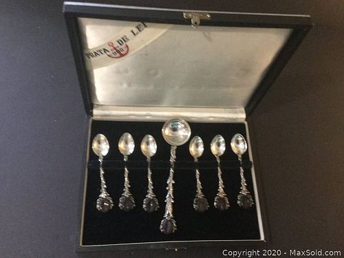 Lot #0055 (1 of 3)