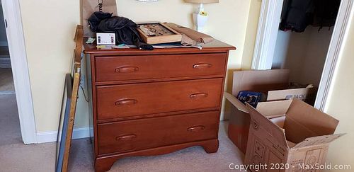 Lot #0065 (1 of 3)