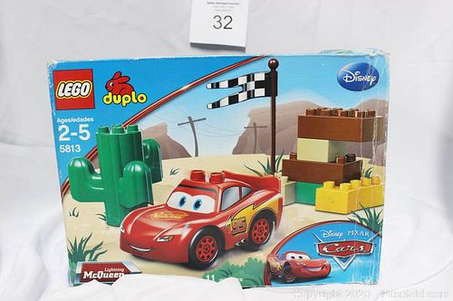 Lot #0032 (1 of 4)