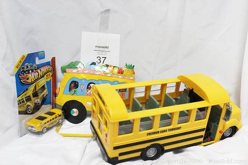 Lot #0037 (1 of 10)