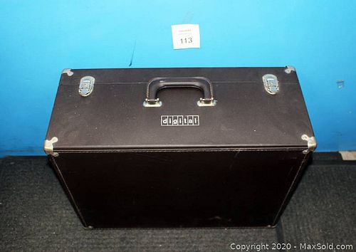 Lot #0113 (1 of 7)