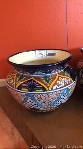 Lot #0069 (1 of 8)