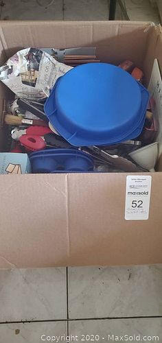 Lot #0052 (1 of 4)