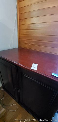 Lot #0243 (1 of 4)