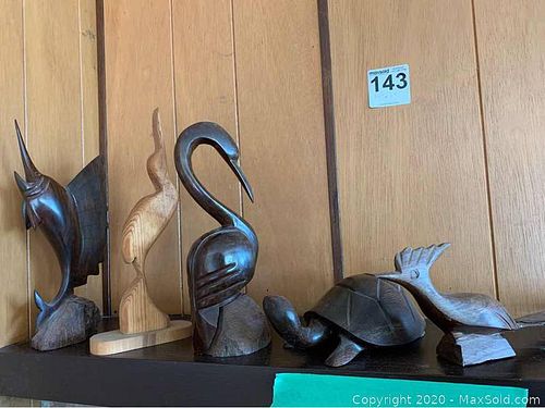 Lot #0143 (1 of 9)