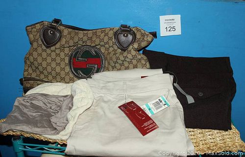 Lot #0125 (1 of 9)