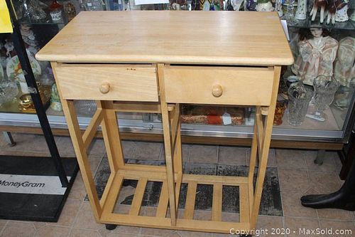 Lot #0139 (1 of 5)
