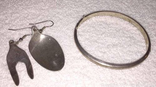 Lot #0049 (1 of 3)