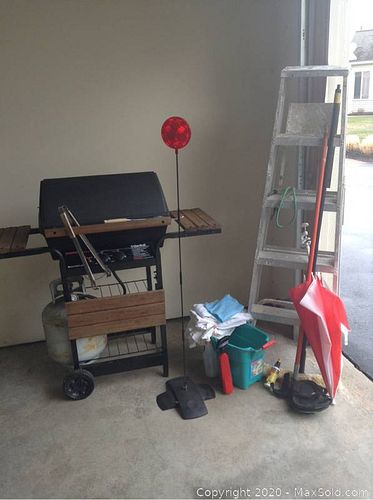 Lot #0005 (1 of 6)