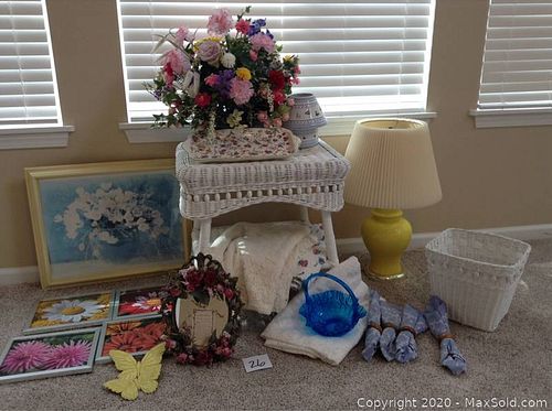 Lot #0026 (1 of 17)